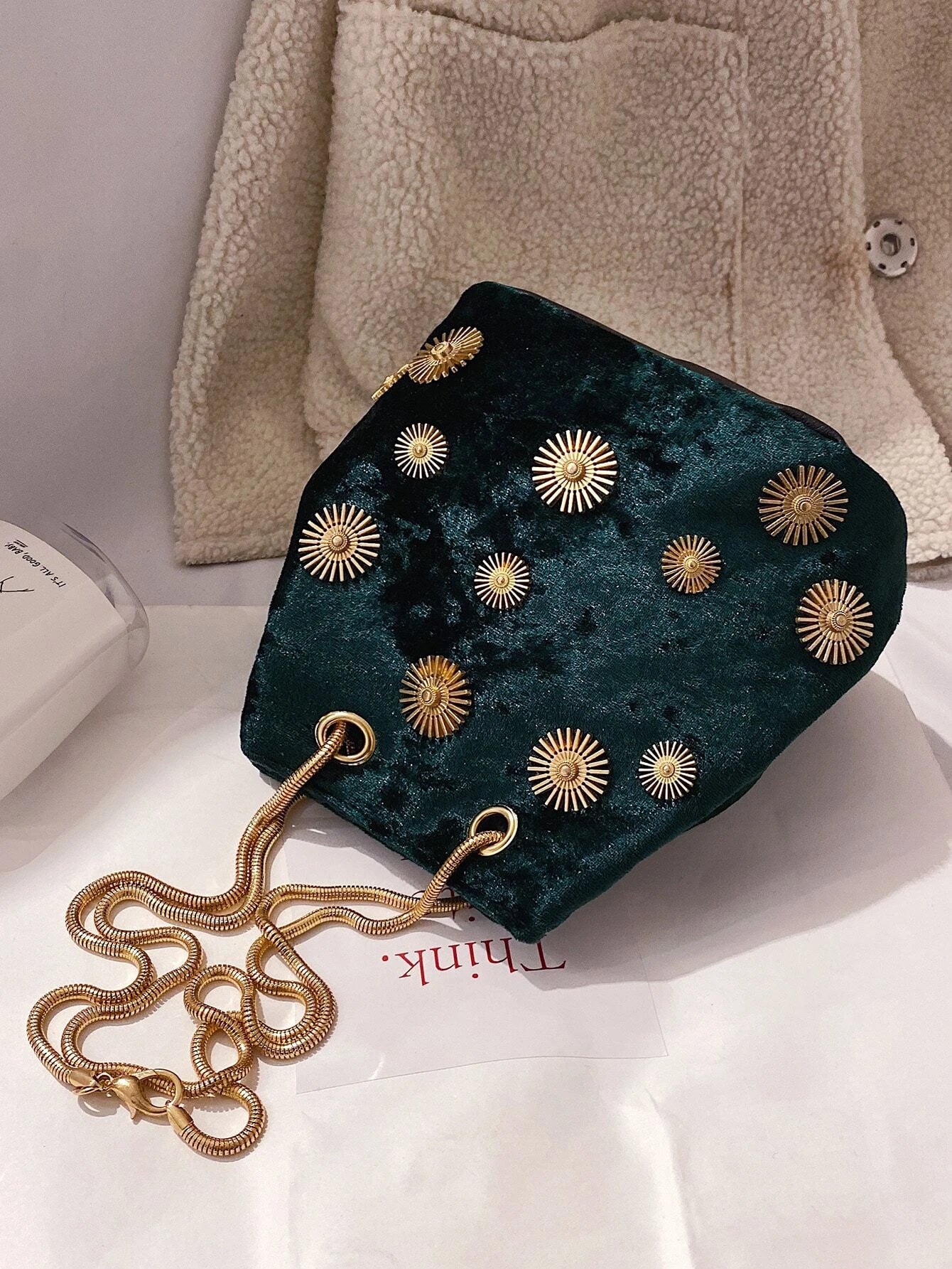 Lightweight Glamorous,Quiet Luxury,Exquisite New Simple Chain Crossbody Velvet Mini Bucket Bag With Floral Decor shein