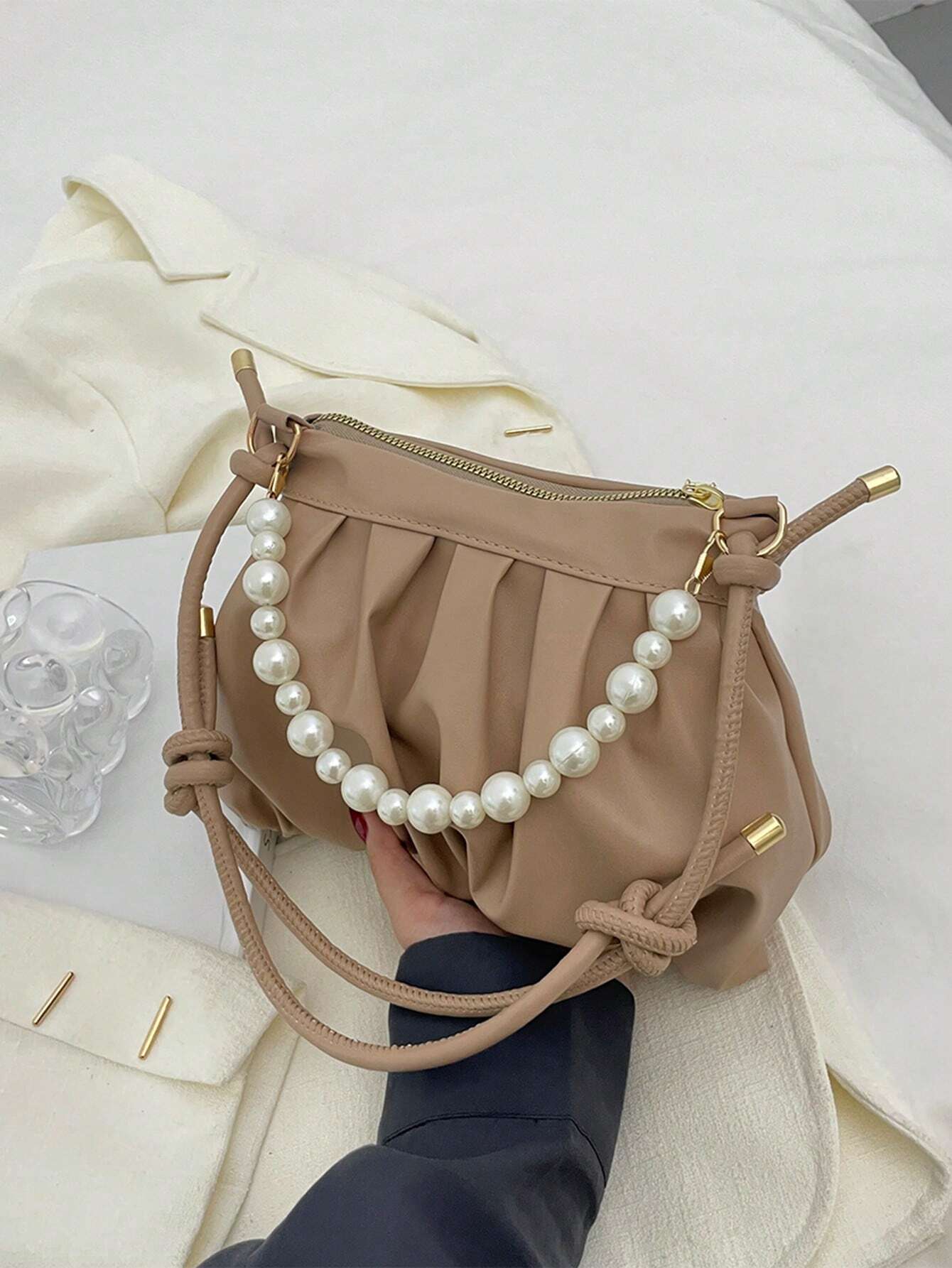 Argyle Princess Faux Pearl & Rhinestone Pearl Chain & Decor Minimalist Pearls Decor Ruched Bag shein