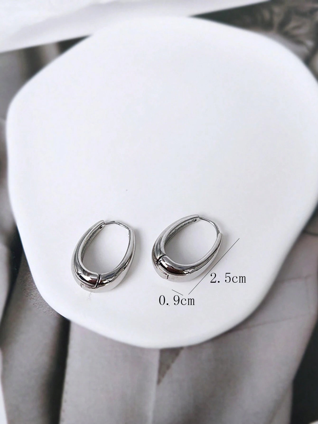 1pc Minimalist Hoop Earrings Copper Jewelry shein