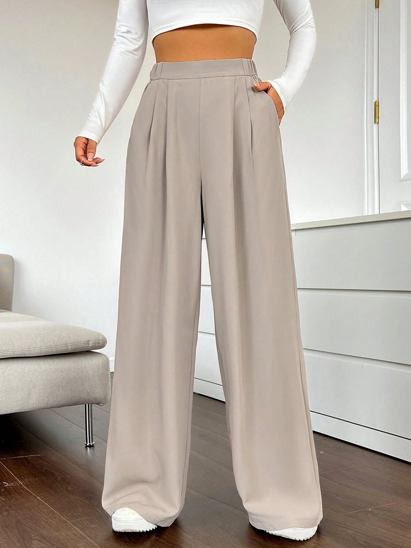 EZwear Solid Color Pleated Wide Leg Pants shein