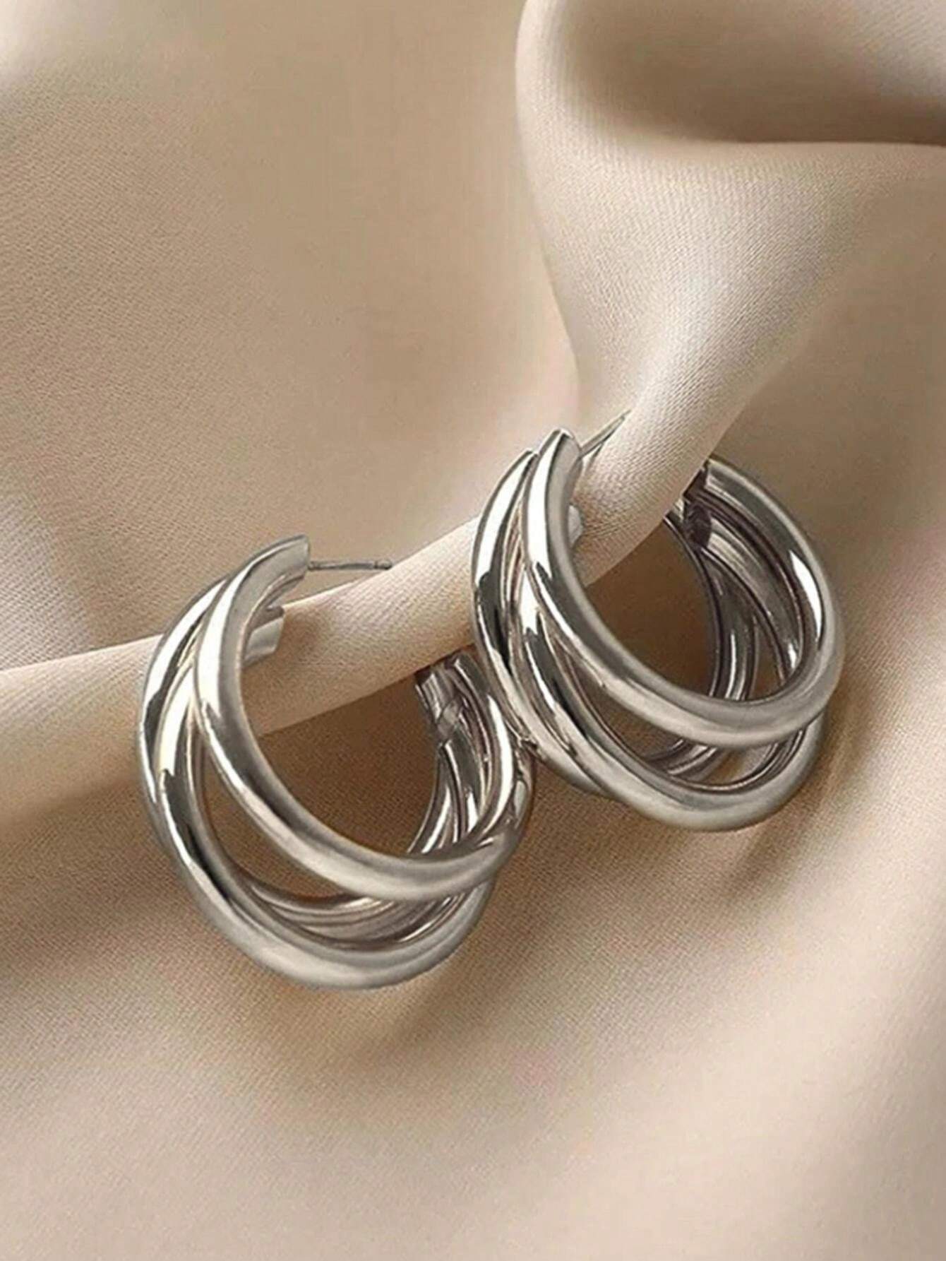 1pair Fashionable Simple Women's Circular Earrings, Suitable For Daily Wear shein