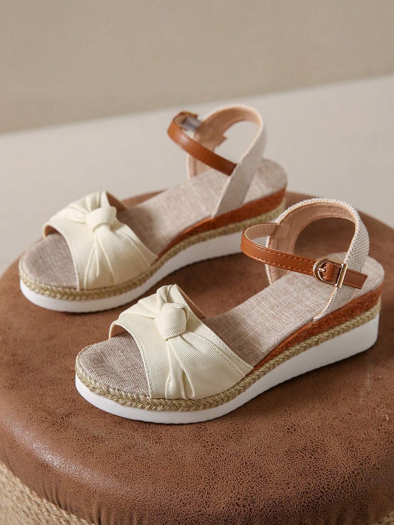 New Arrival Summer Fashion Comfortable Chunky Heels Wedge Sandals shein