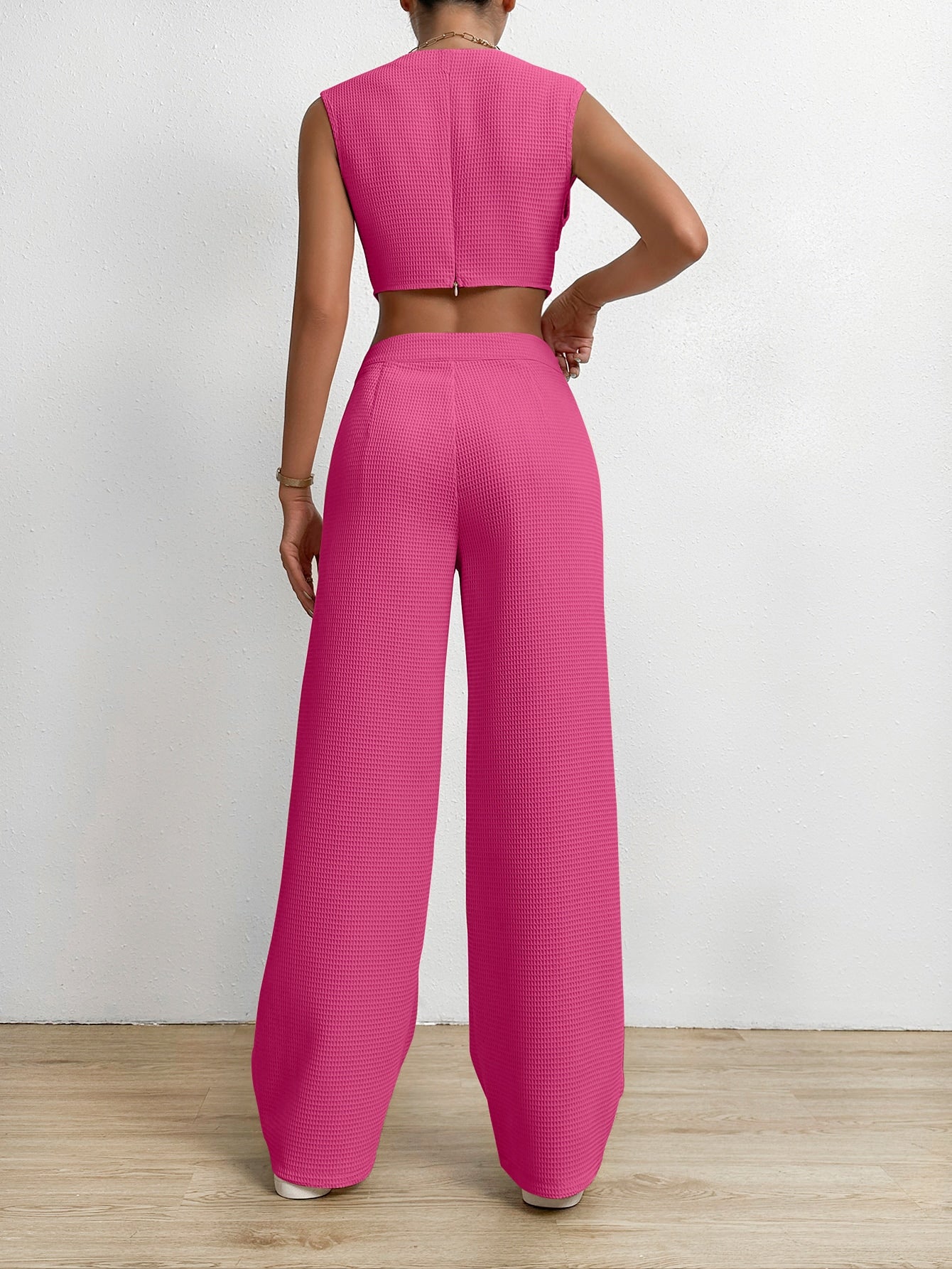 Solid Asymmetrical Hem Tank Top & Wide Leg Pants shein