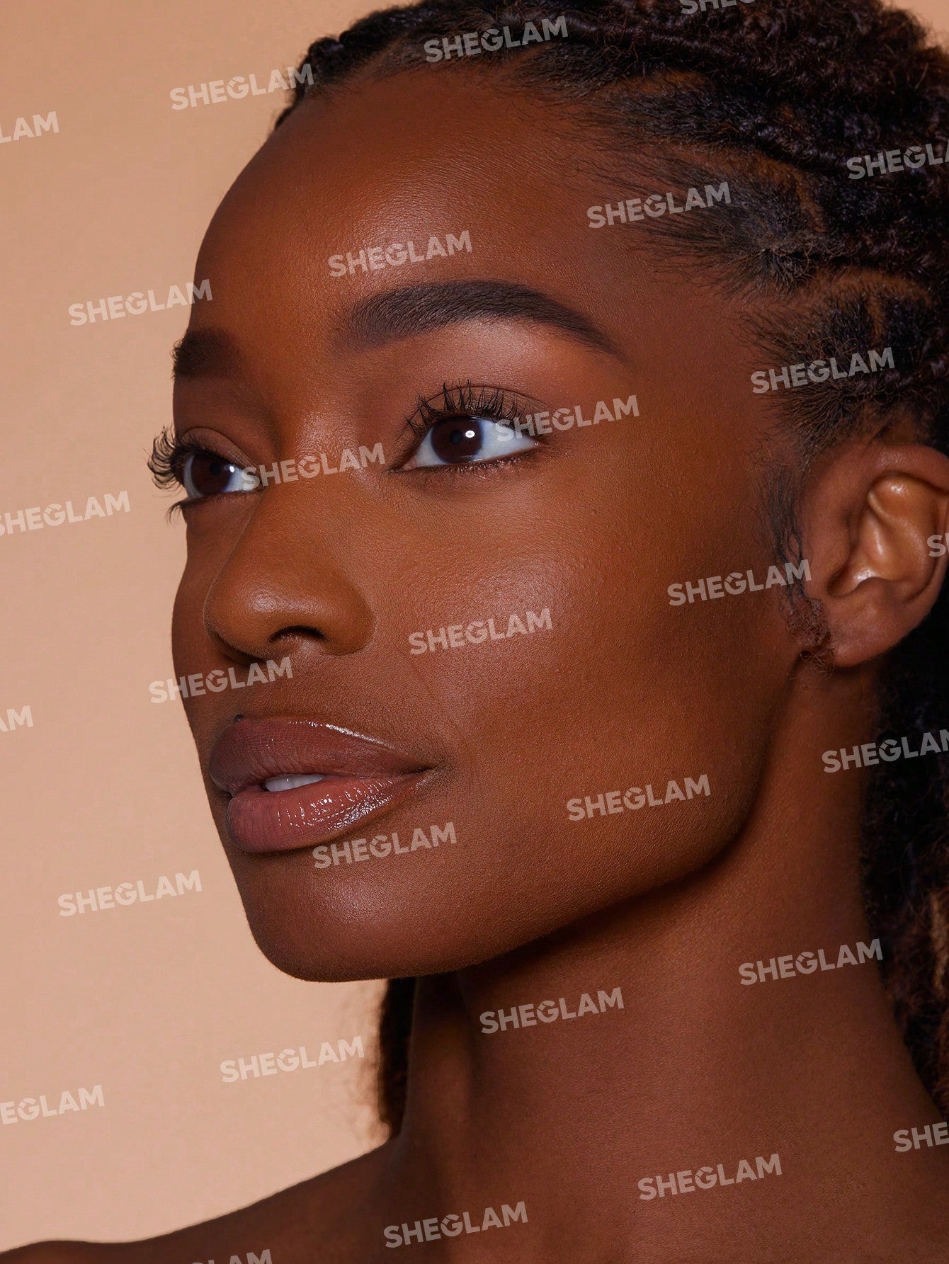 Skin-Focus High Coverage Powder Foundation-Mocha SHEGLAM