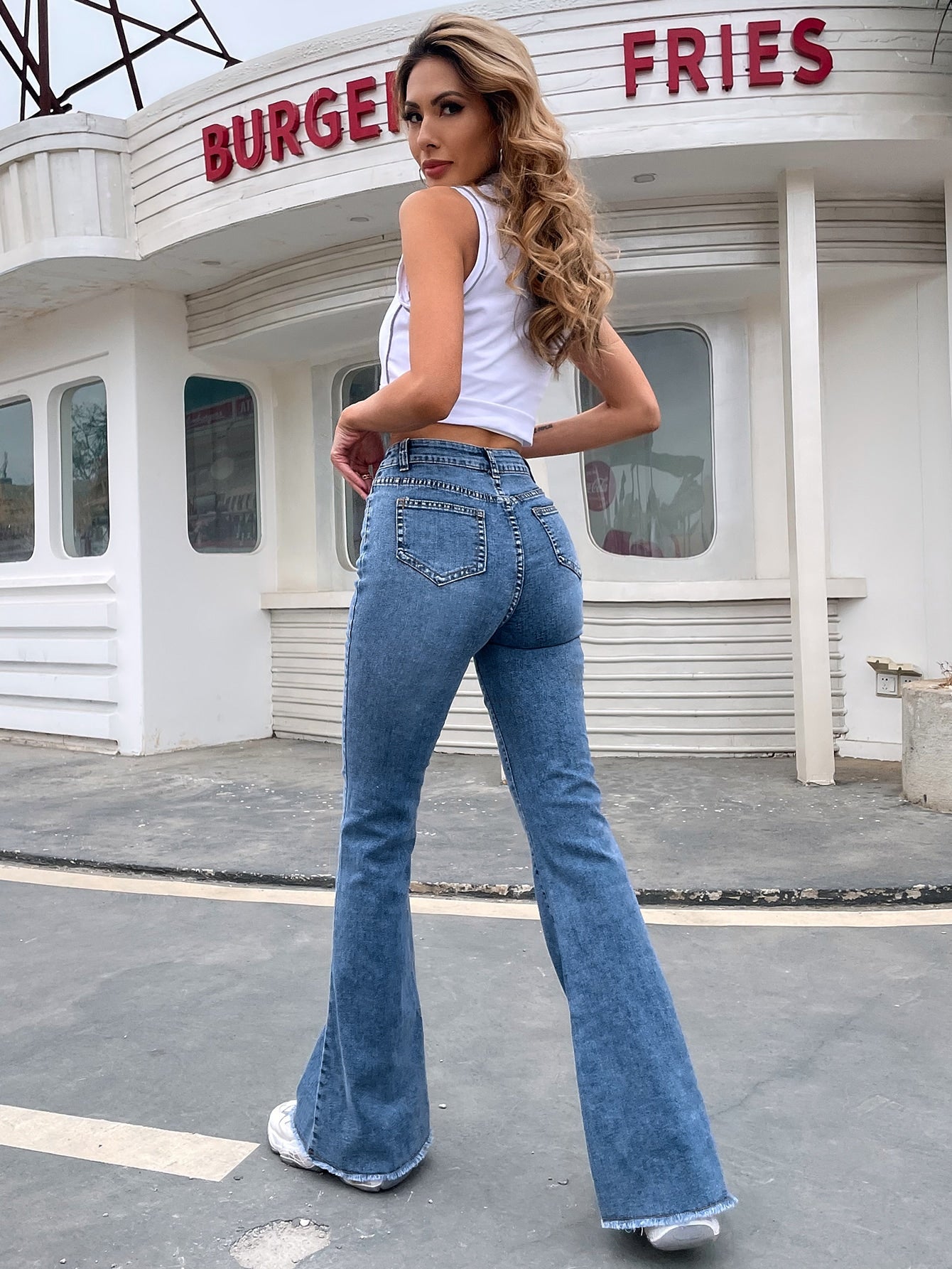 High-rise Raw Hem Flare Jeans Shein