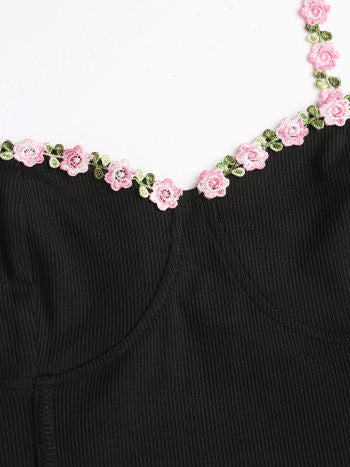 Solid Flowers Detail Bodysuit cider